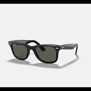 Ray-Ban Original Wayfarer Classic in Polished Black